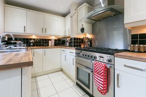Kitchen- click for photo gallery